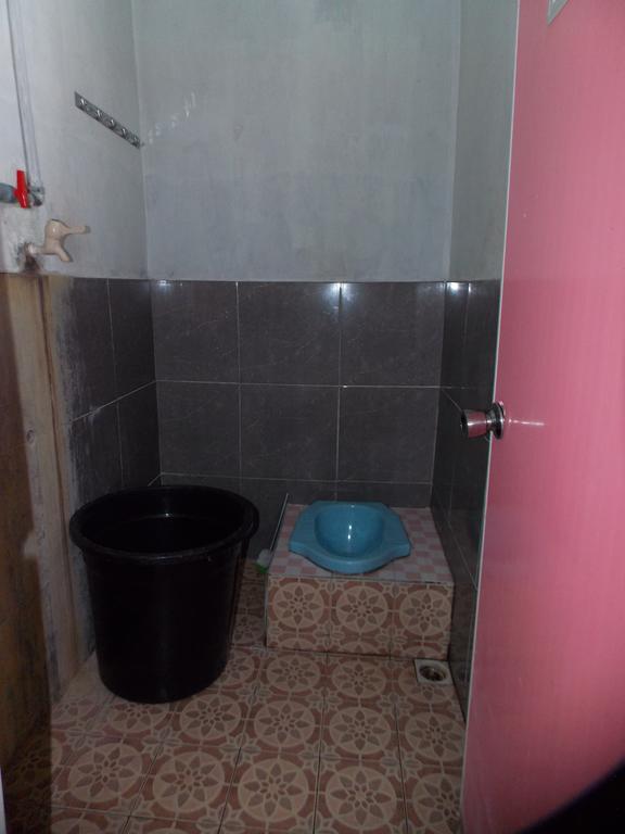 Hotel Putra Sindang Asih Batukaras Room photo